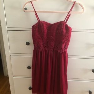 BCX Beautiful red evening lace beaded evening spaghetti strap dress, size 1